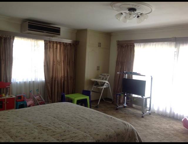 5 BEDROOM HOUSE FOR SALE IN CHASE VALLEY